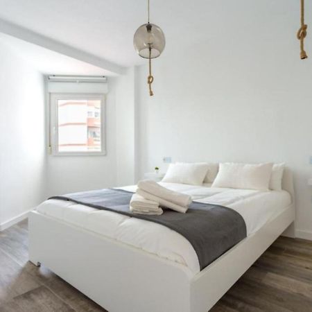 Plazamar Centro Apto 1 Dorm 3 Huesped Playa Wifi Torre Del Mar Eksteriør billede